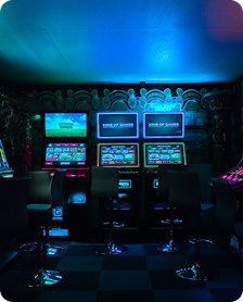 Gaming setup with multiple monitors